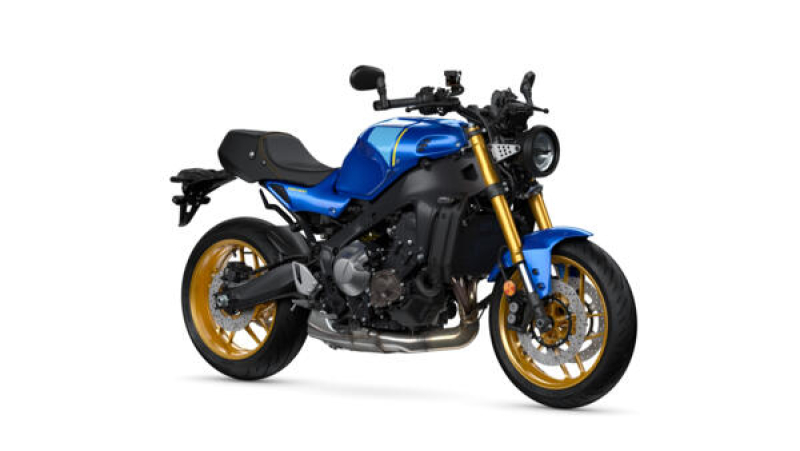 XSR900 - 11.349,00 Euro   -   Midnight Black, Legend Blue