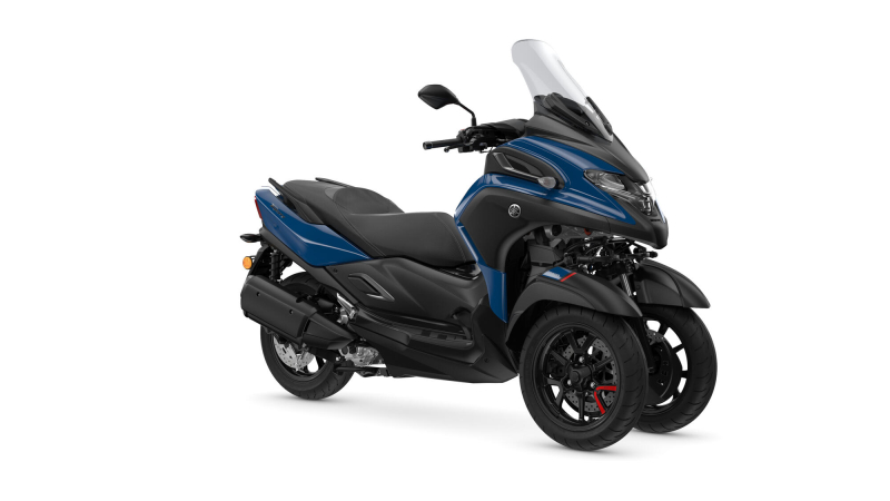 Tricity 300  -MY 2024  - 9399 EUR