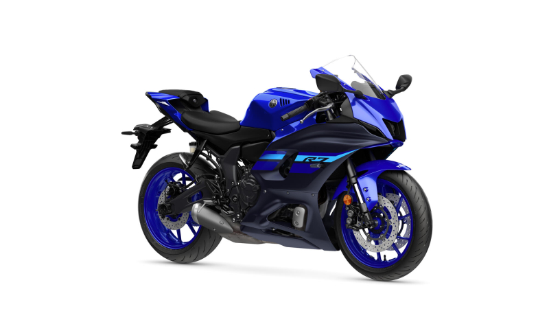 R7 - MY 2024 - 10.249 EUR